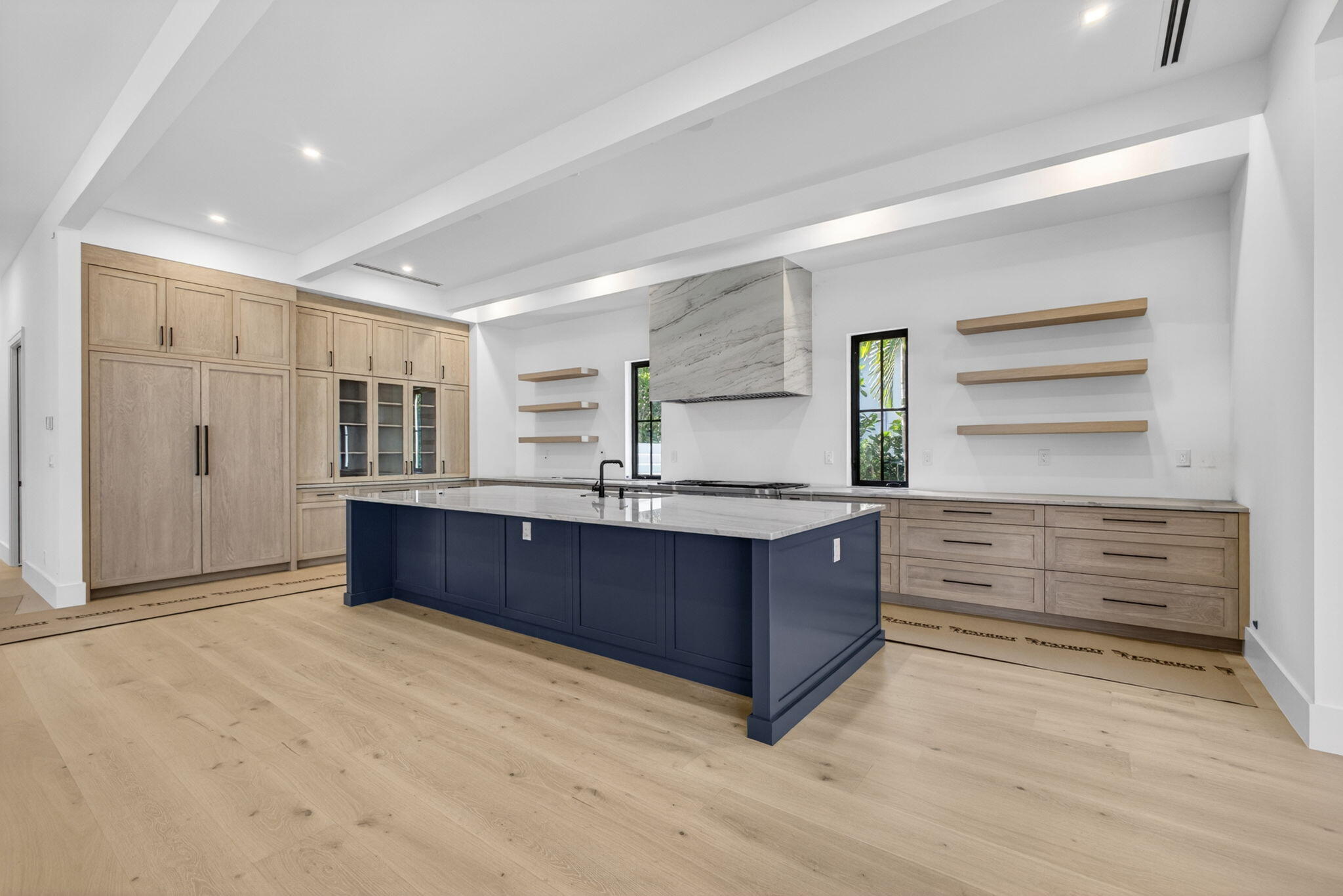 ADMIRALS COVE 3 PAR E - Residential