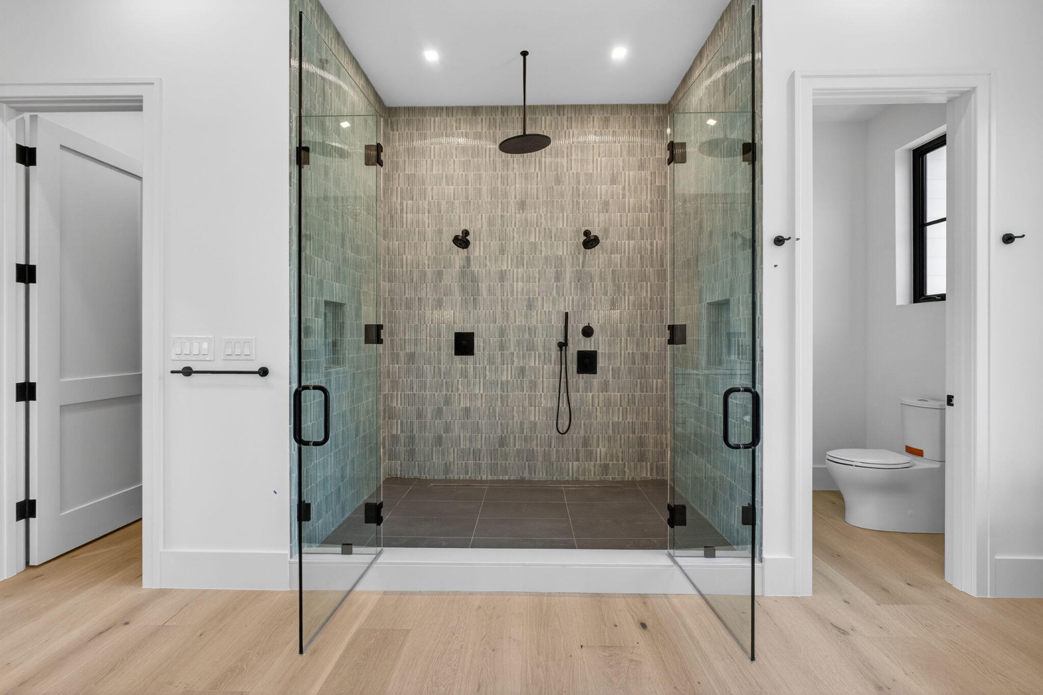 ADMIRALS COVE 3 PAR E - Residential