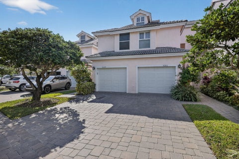 Photo of 4205 FAIRWAY Drive N #4205, Jupiter, FL 33477 (MLS # B26083463)