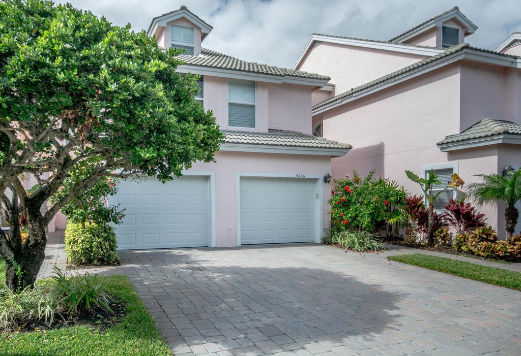 Photo of 4205 FAIRWAY Drive N #4205, Jupiter, FL 33477 (MLS # B26083463)