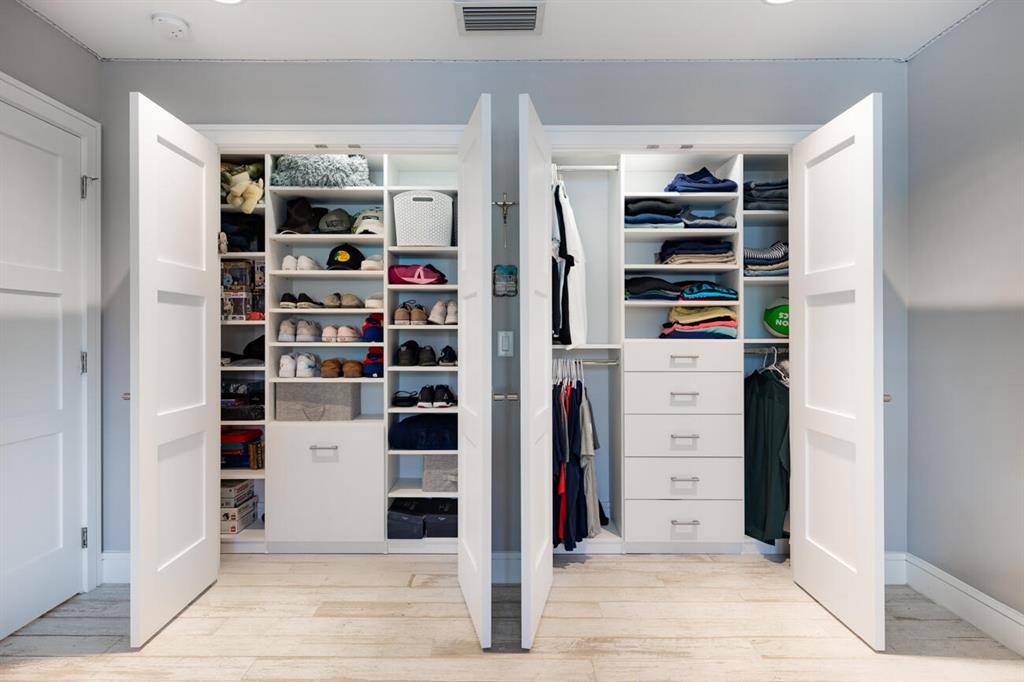 TROPIC ISLE 2ND SEC - Residential