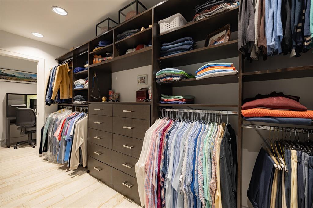 TROPIC ISLE 2ND SEC - Residential