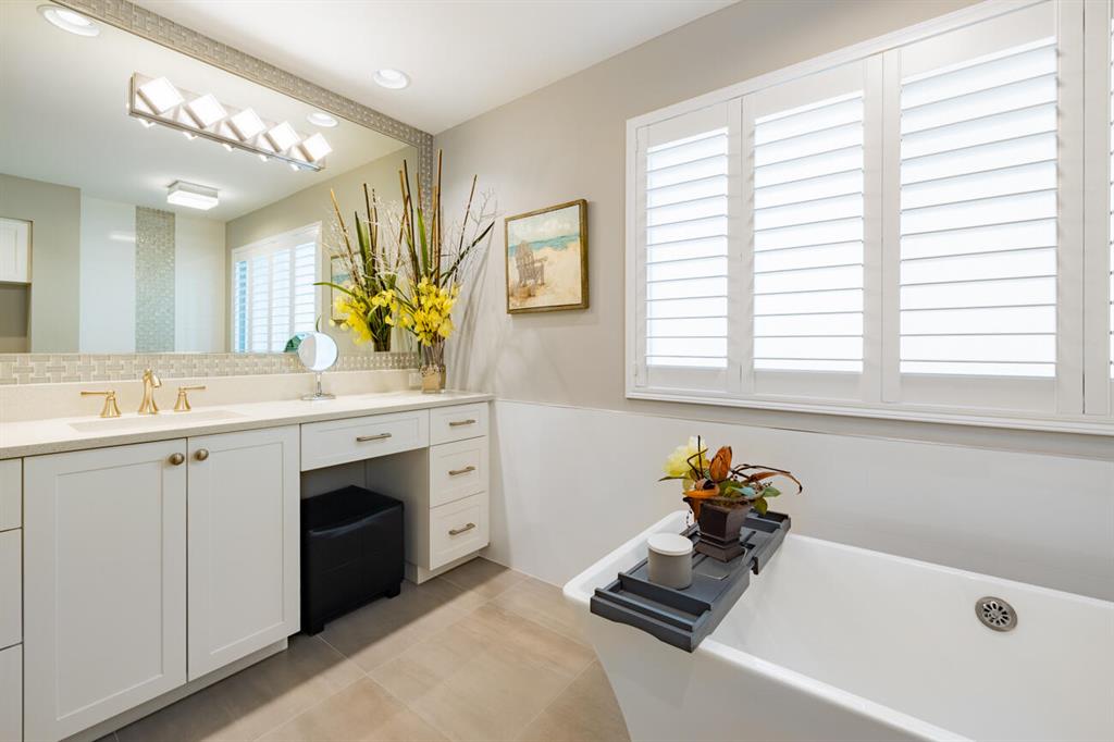 TROPIC ISLE 2ND SEC - Residential