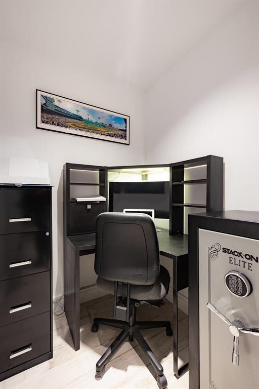 TROPIC ISLE 2ND SEC - Residential