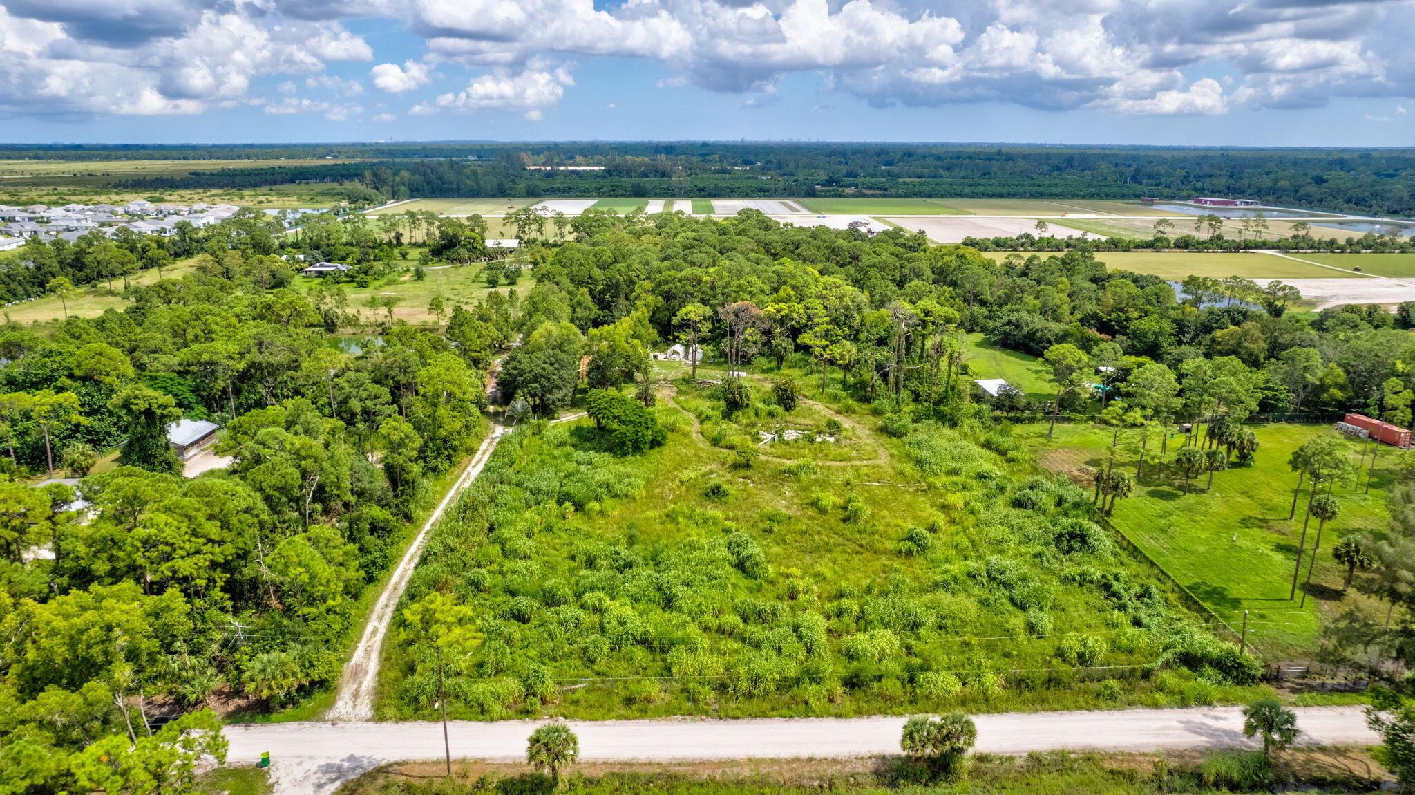 LOXAHATCHEE GROVES - Commercial Sale