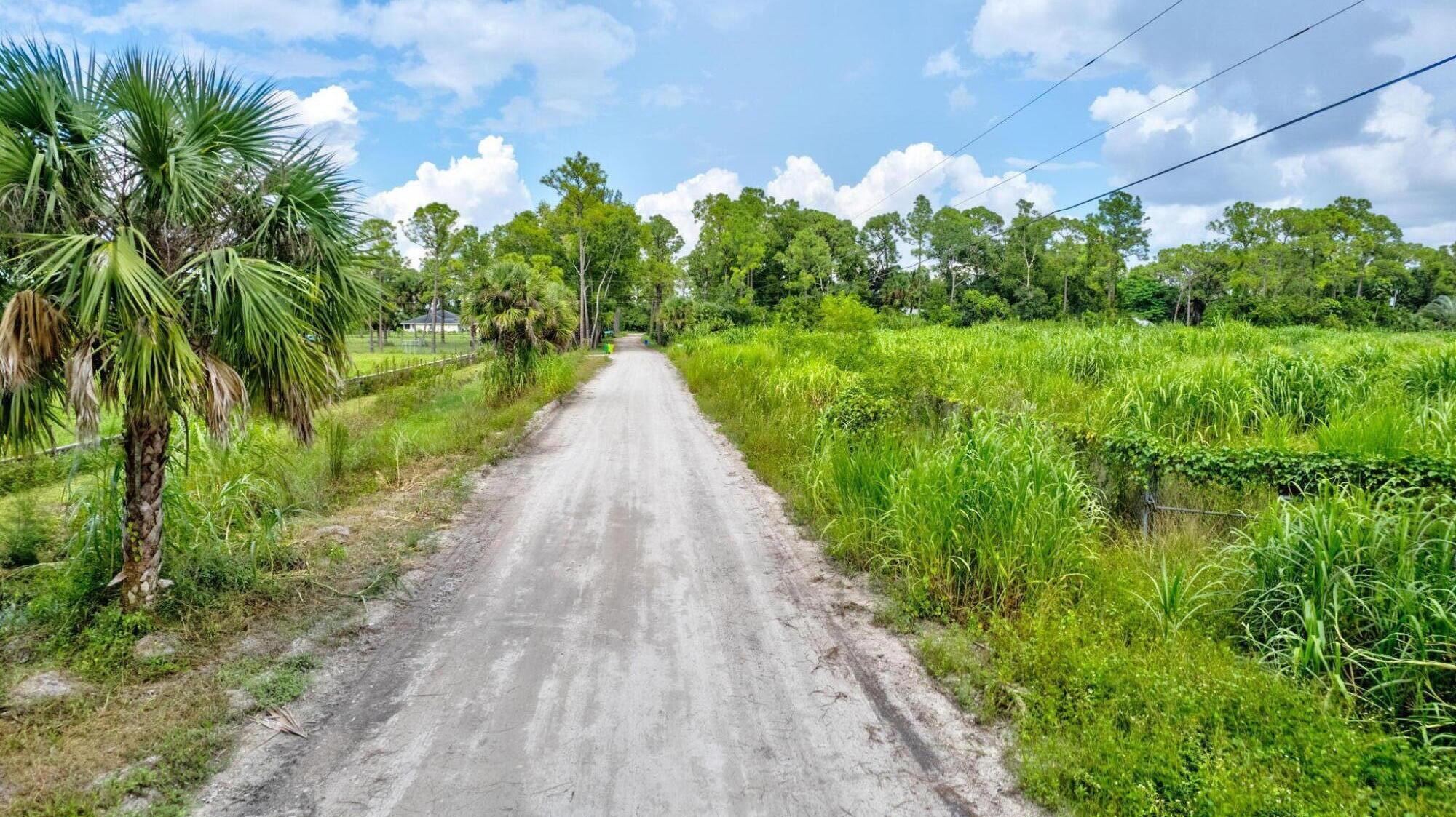 LOXAHATCHEE GROVES - Commercial Sale