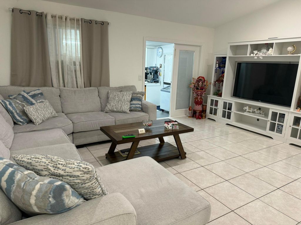 Photo of 5053 El Claro Circle, West Palm Beach, FL 33415 (MLS # R11163960)