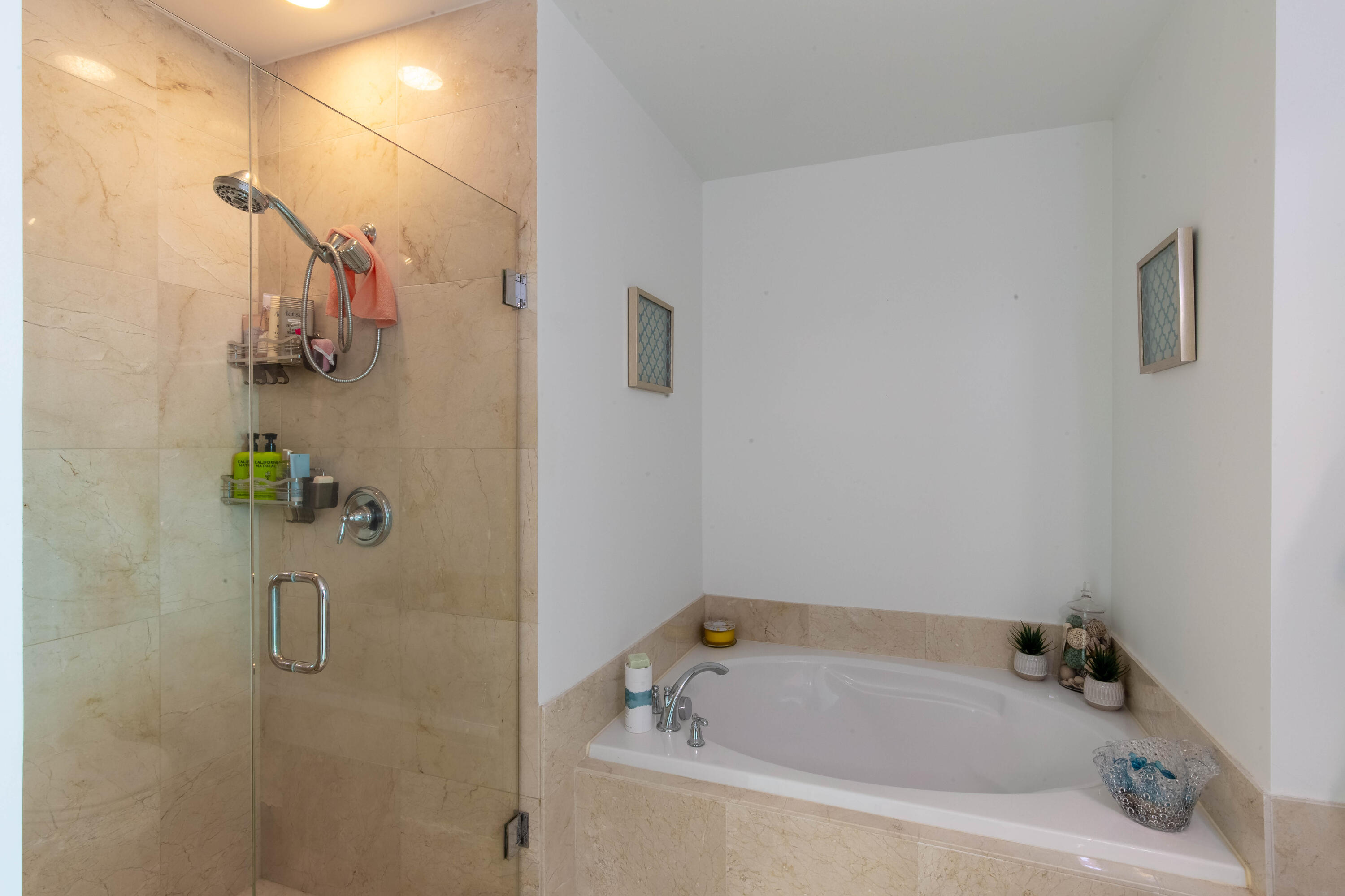 CASA COSTA CONDO - Residential