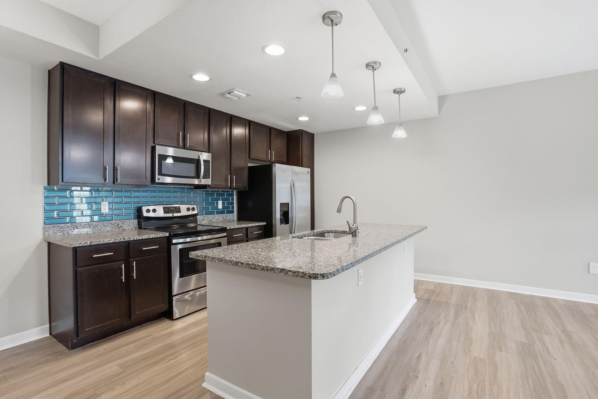 HIGH RIDGE LANDING - Residential Lease