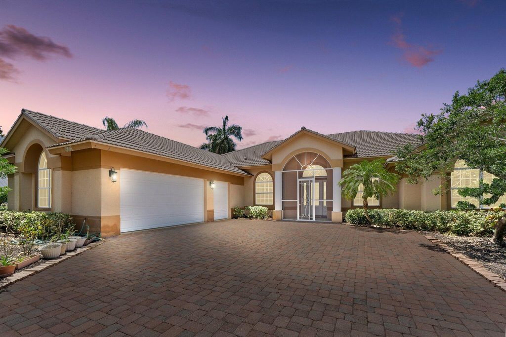 Photo of 9517 Laurelwood Court, Fort Pierce, FL 34951 (MLS # R10988873)