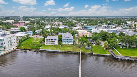 A home in Stuart