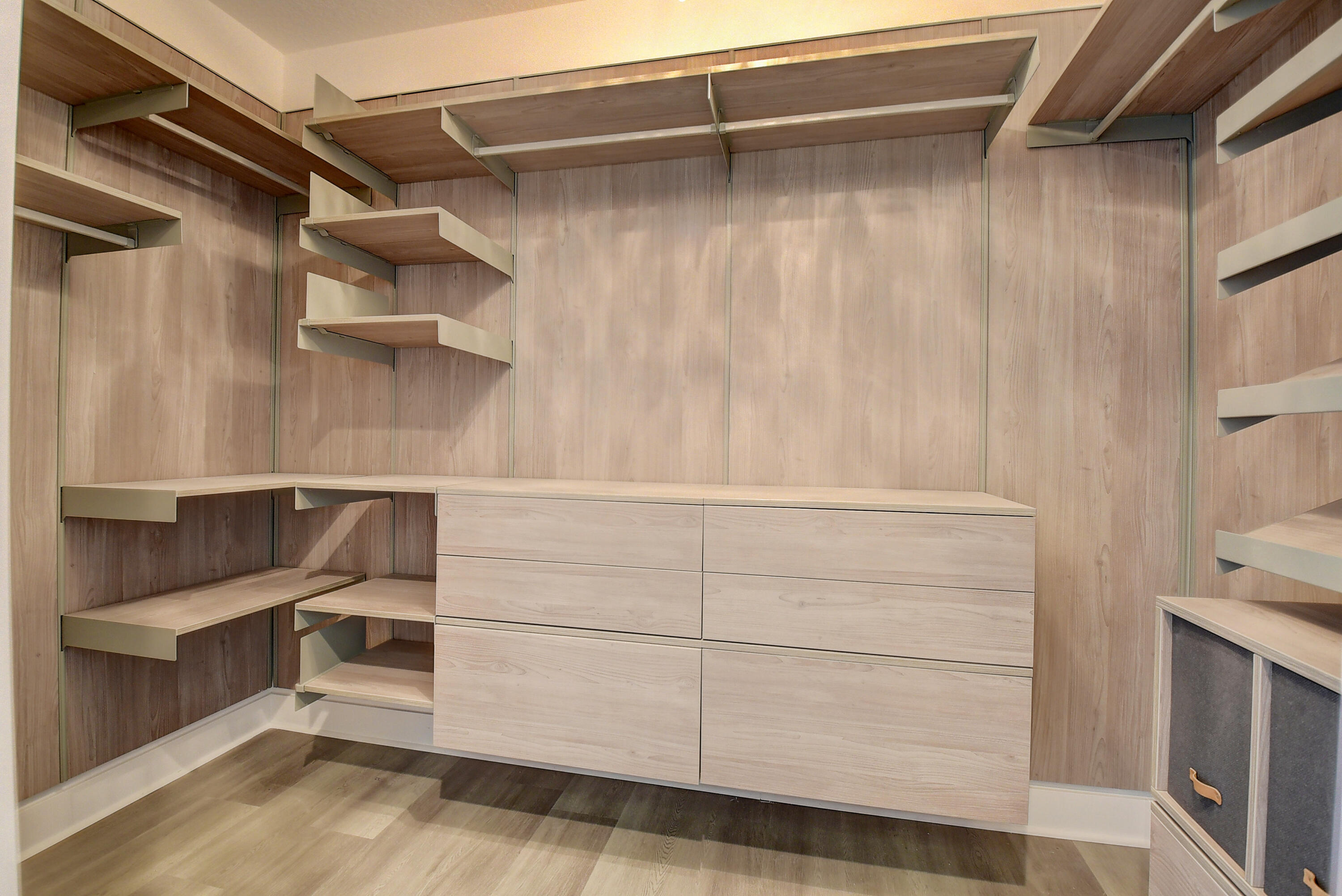 SUSSMAN AGR PUD NORTH PLAT ONE - Residential Lease