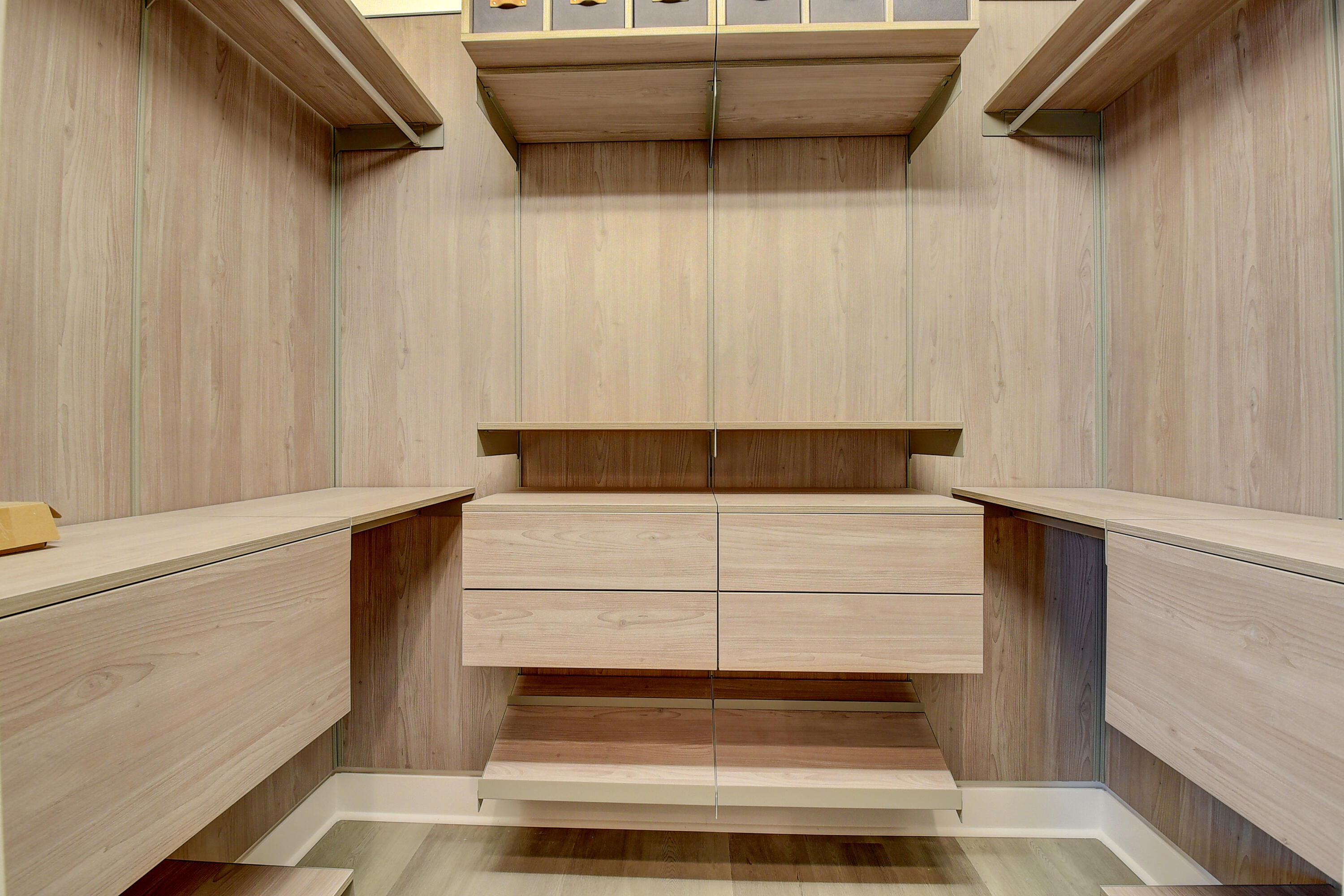 SUSSMAN AGR PUD NORTH PLAT ONE - Residential Lease