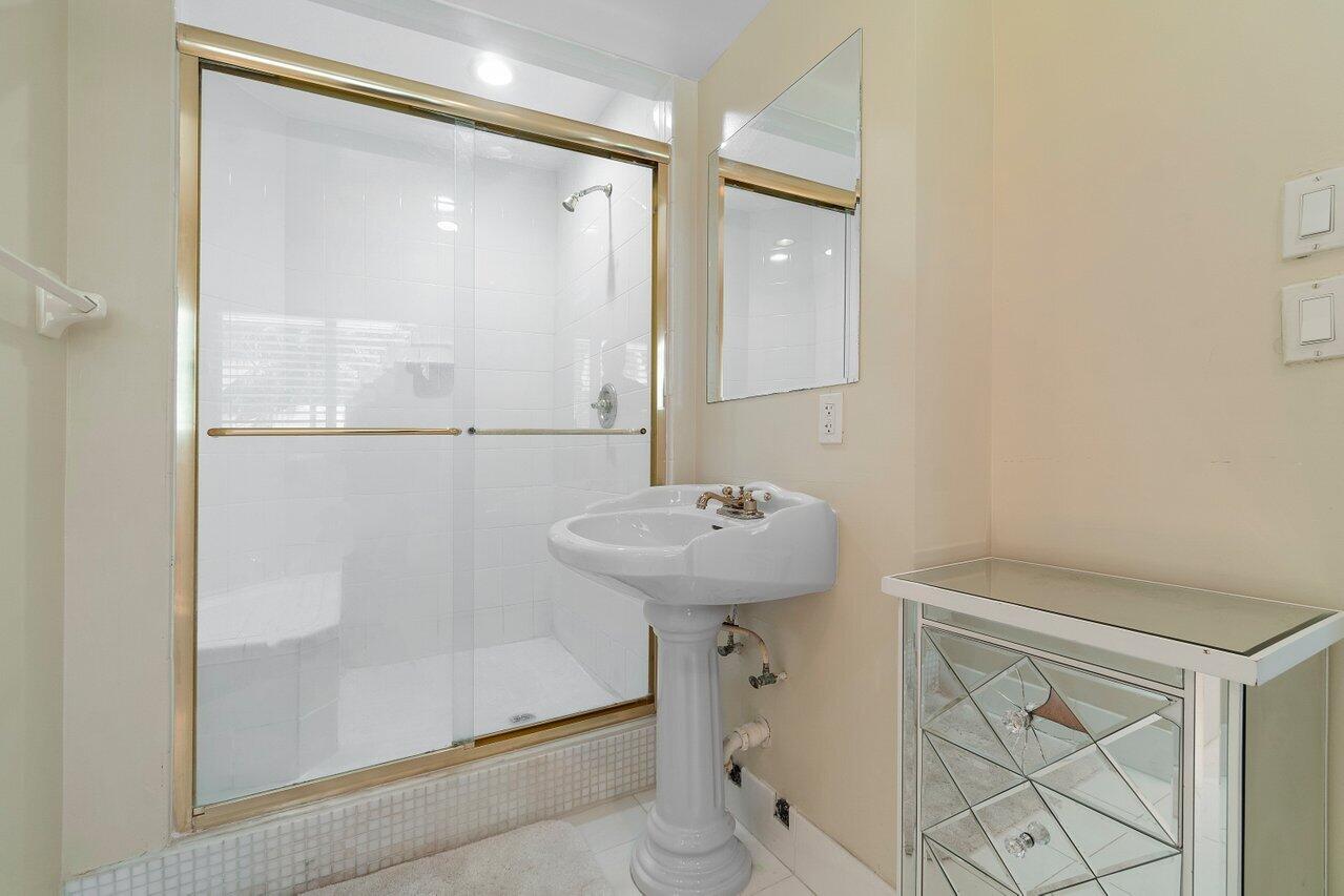 RAFALSKY MARK - Residential Lease