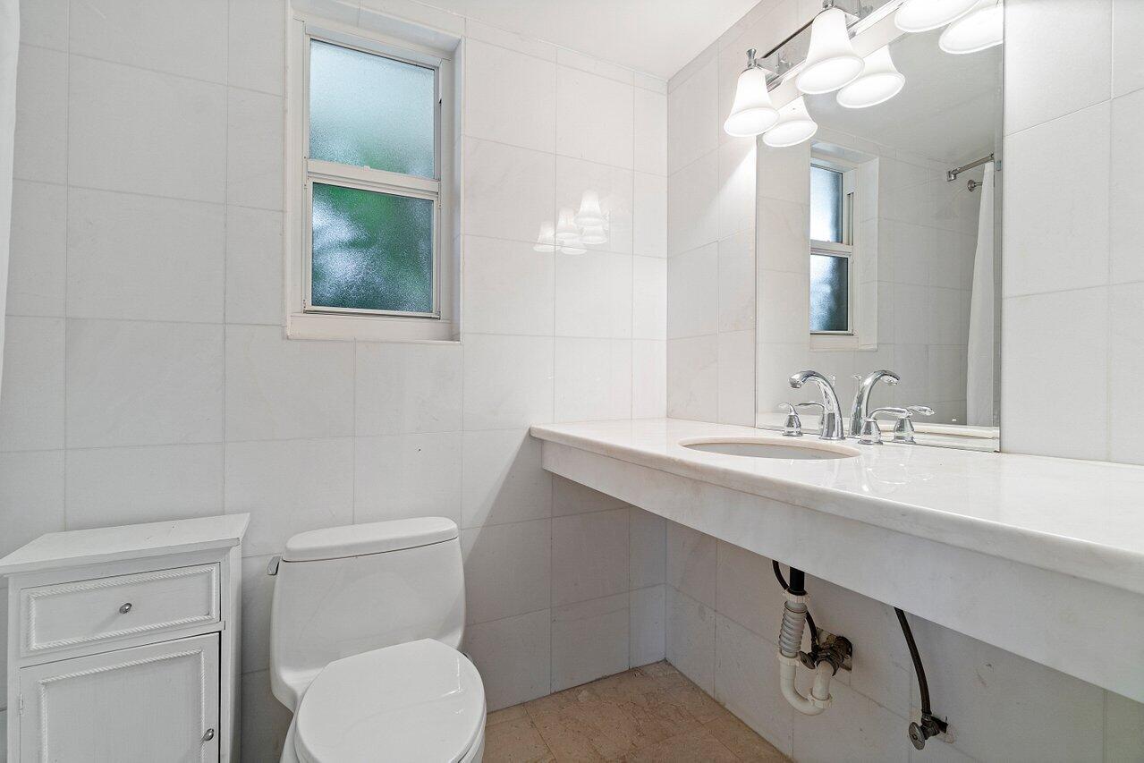 RAFALSKY MARK - Residential Lease