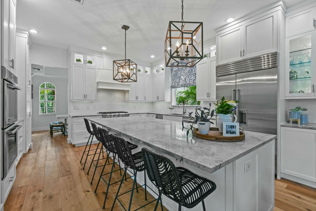 Photo of 109 Barcelona Drive, Jupiter, FL 33458 (MLS # R11075618)