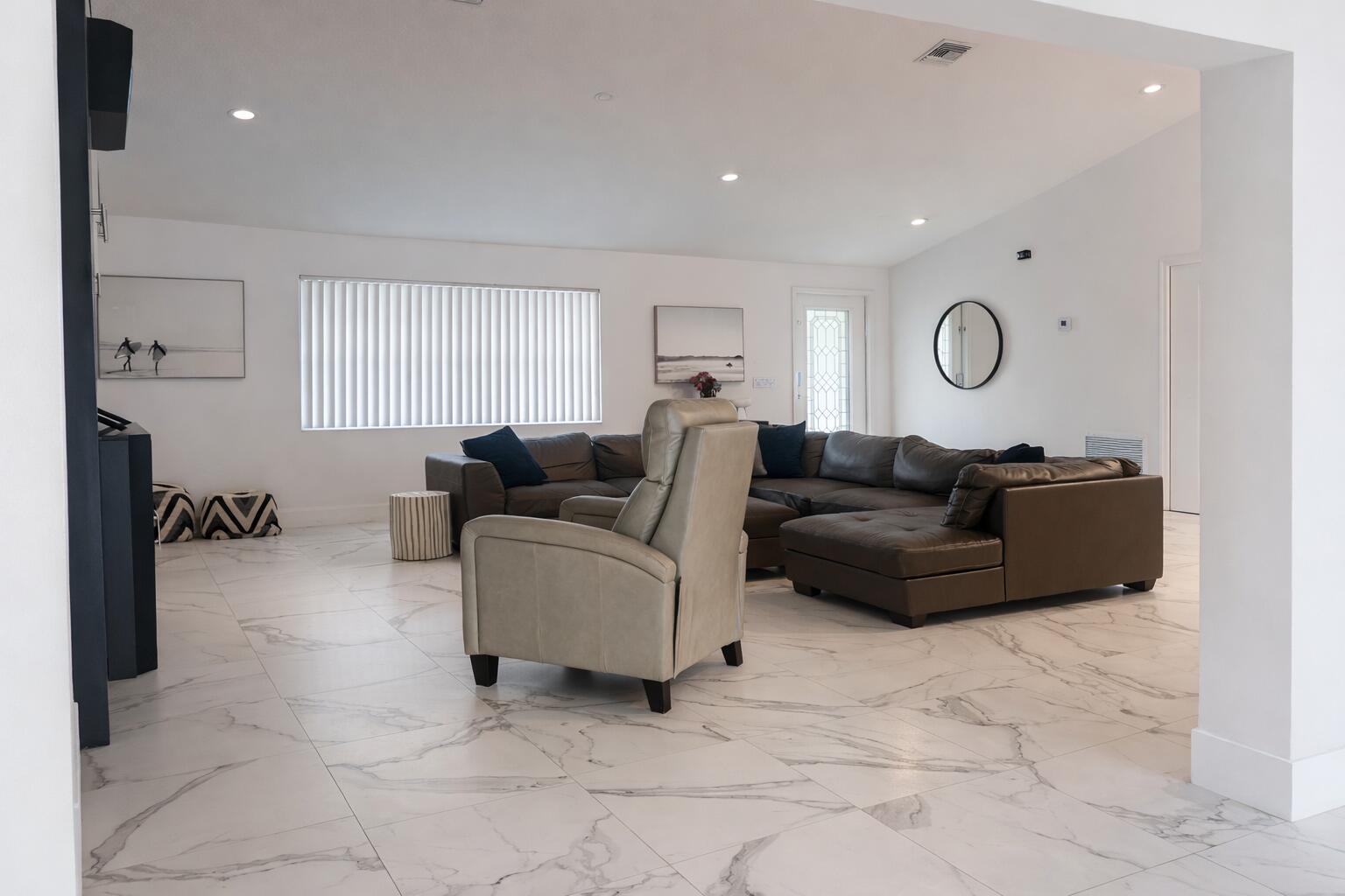 CYPRESS RUN - Residential