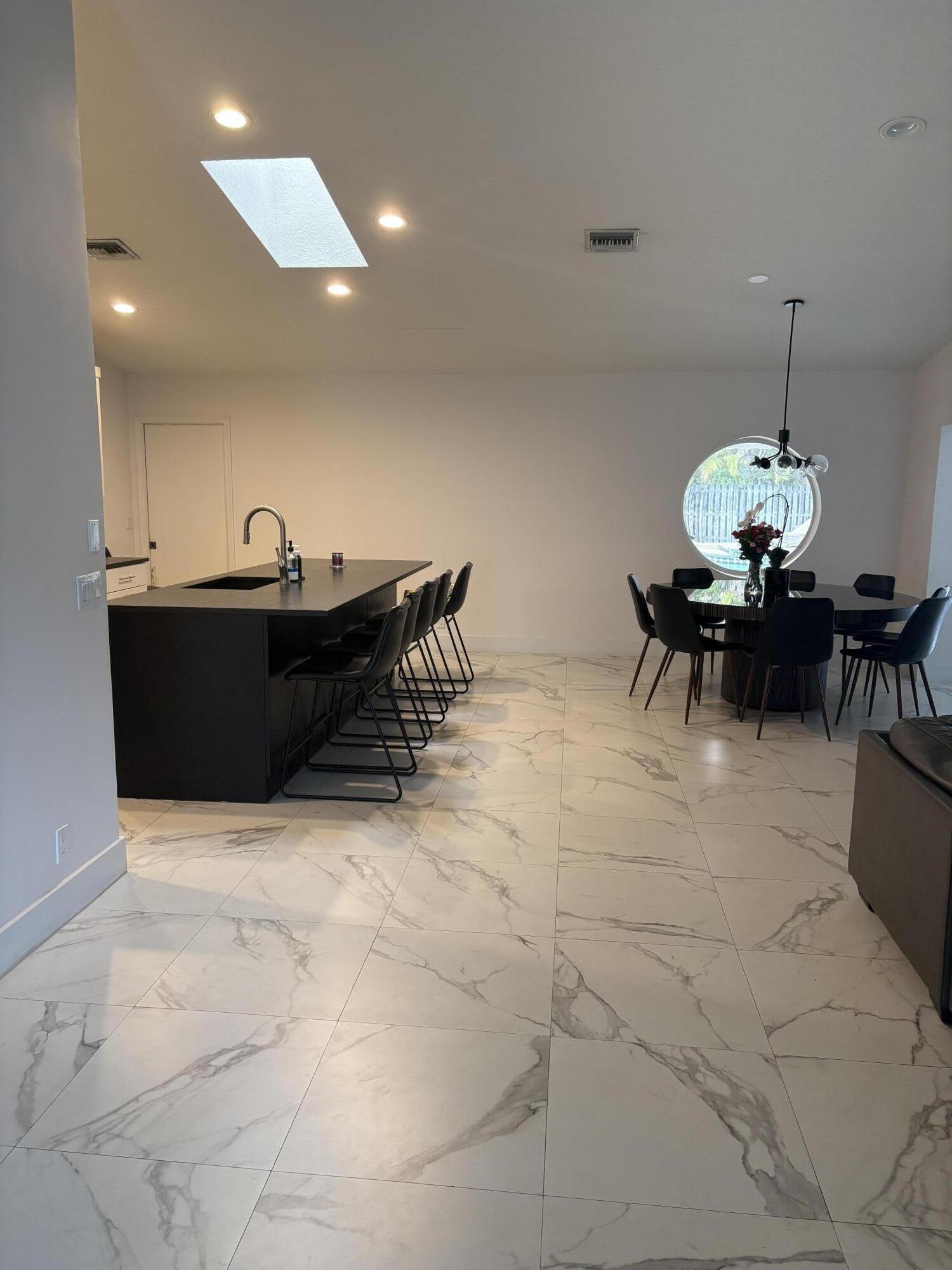 CYPRESS RUN - Residential