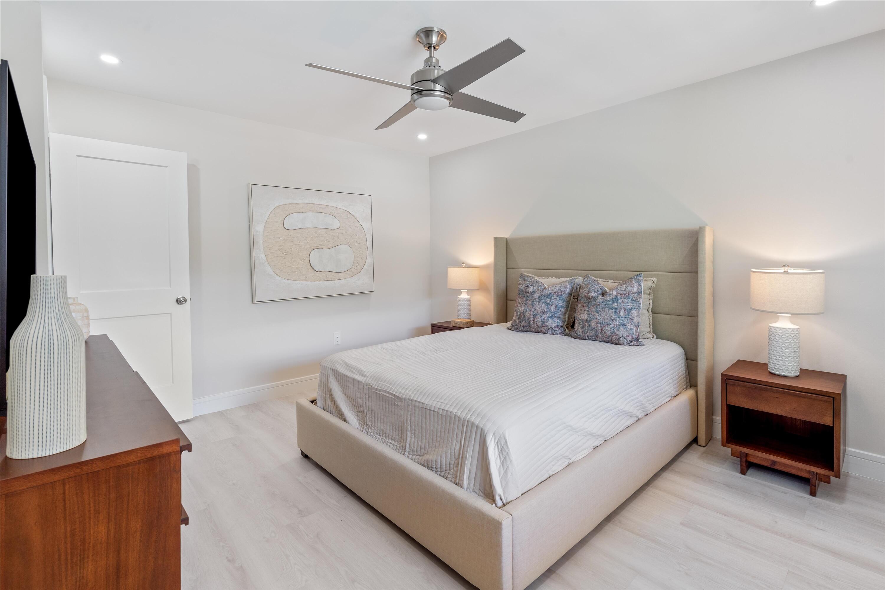 SOUTHPORT AT HUNTERS RUN CONDO - Residential