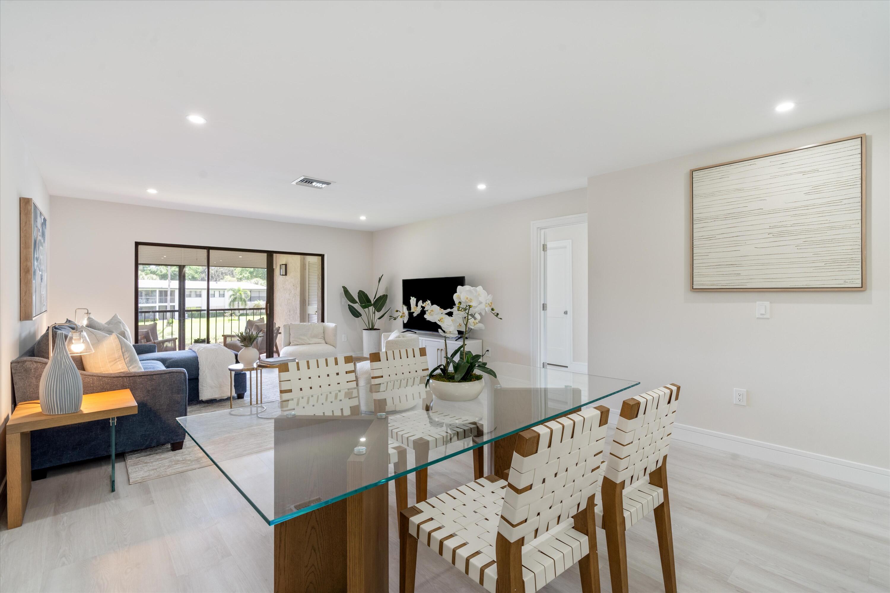 SOUTHPORT AT HUNTERS RUN CONDO - Residential