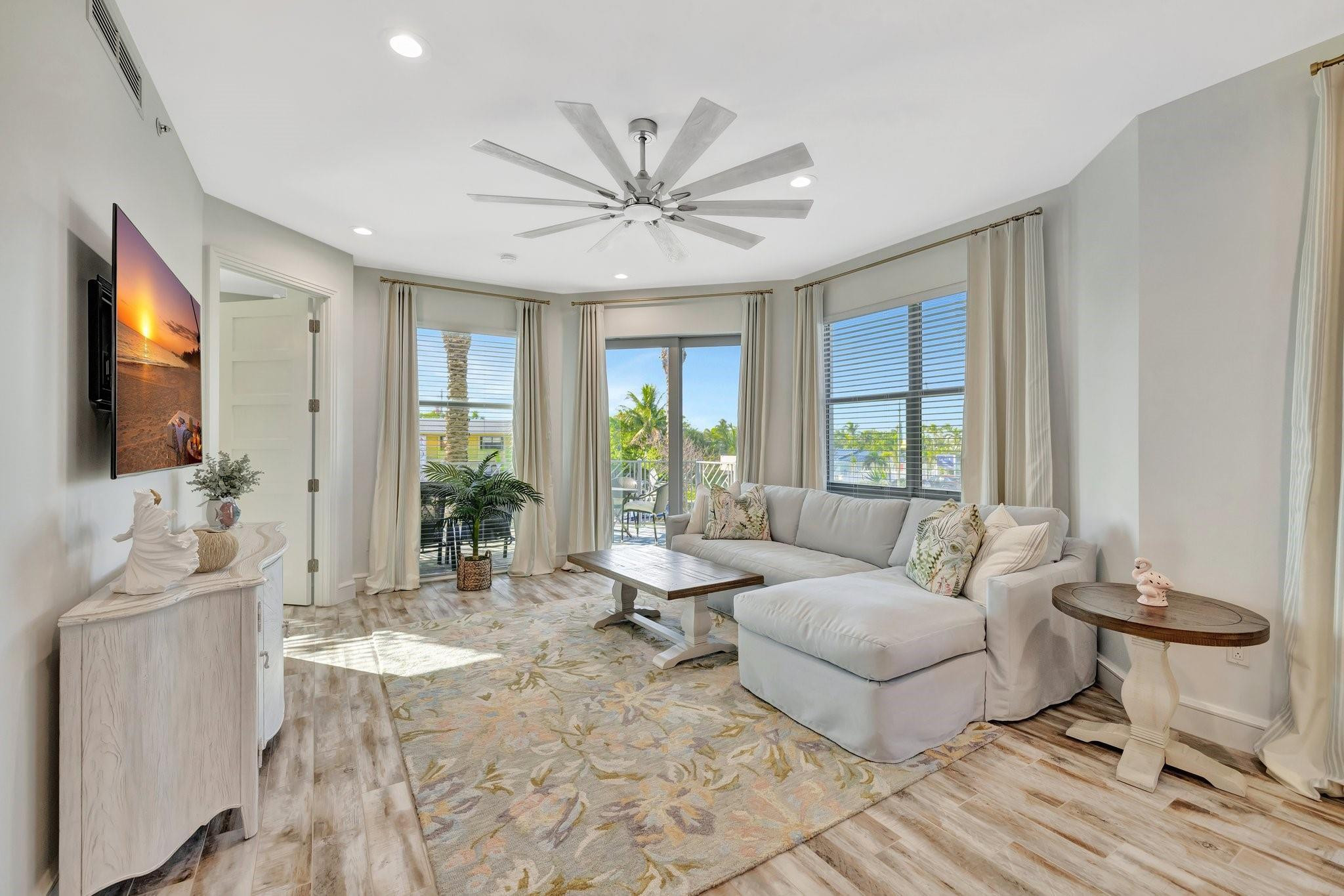 VILLAS BY THE SEA 1 CONDO - Residential