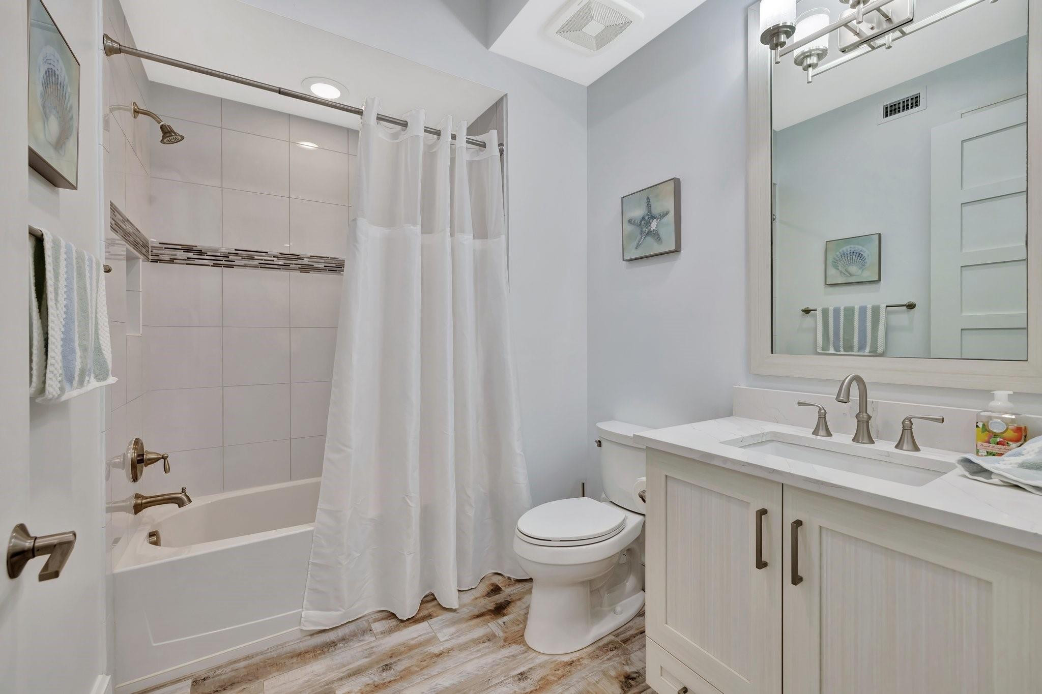 VILLAS BY THE SEA 1 CONDO - Residential