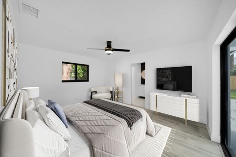 Tiny photo for 7301 NW 13th Court, Plantation, FL 33313 (MLS # B26014193)