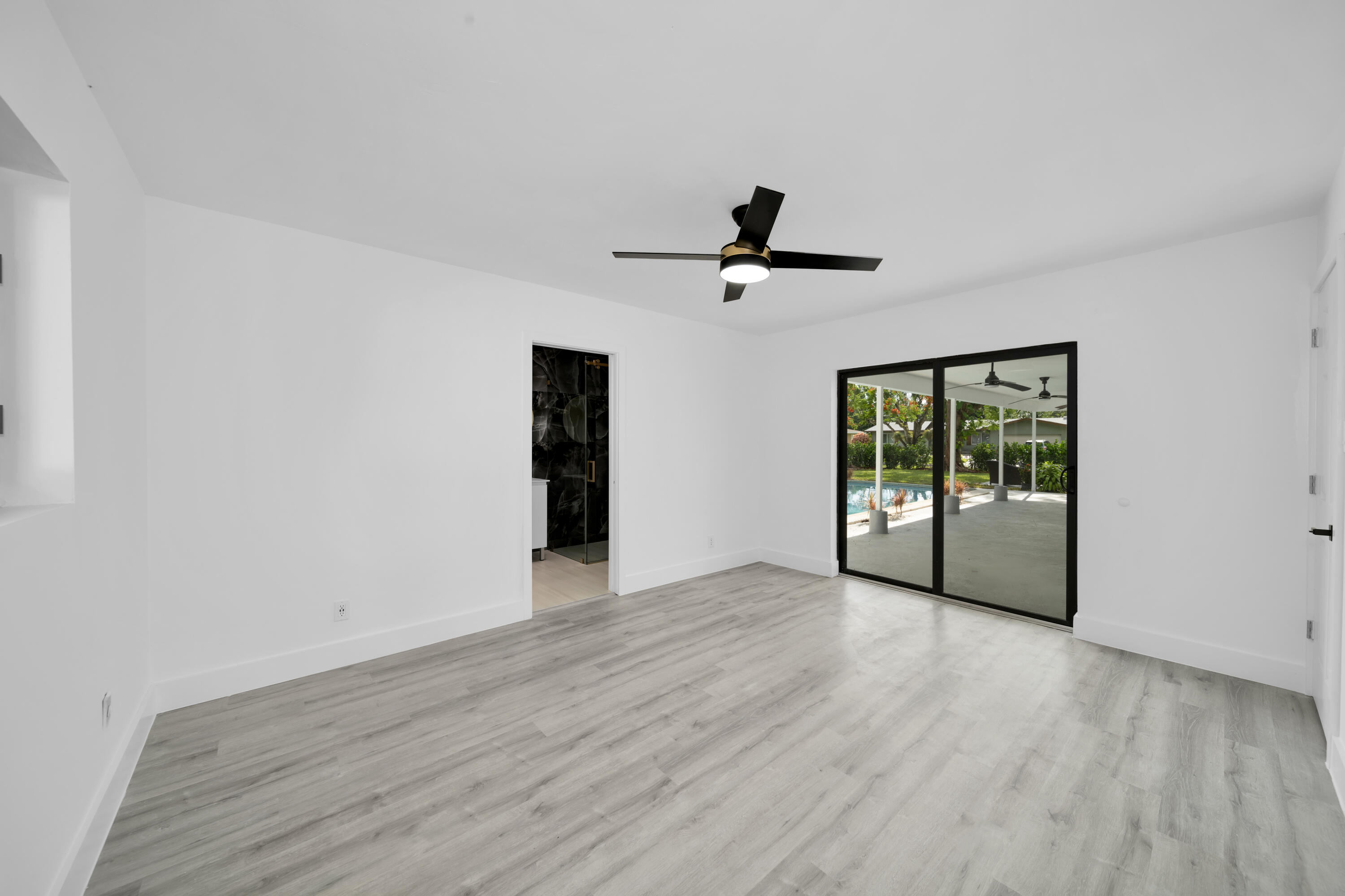 MIRROR LAKE ESTATES SEC 9 - Residential