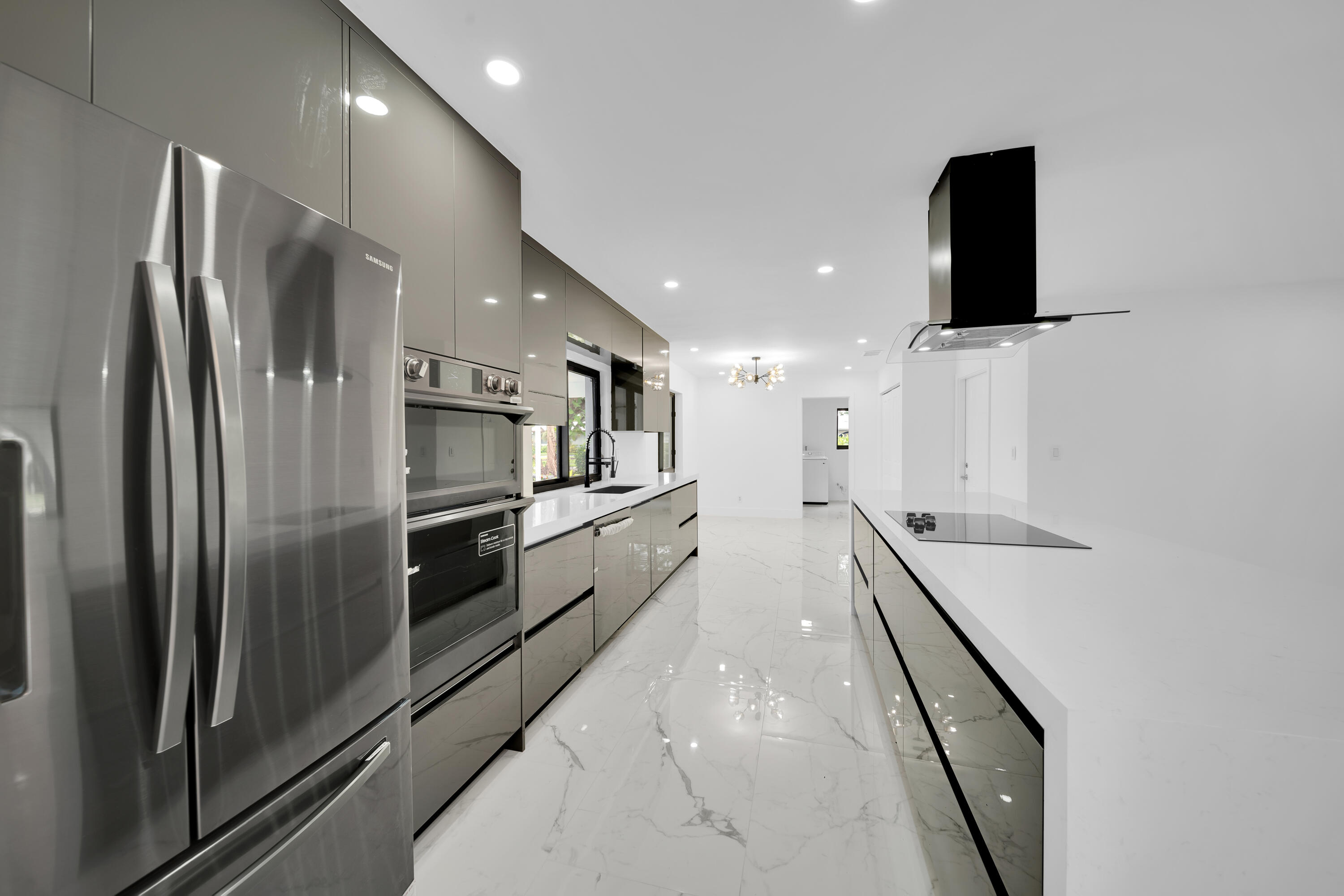 MIRROR LAKE ESTATES SEC 9 - Residential