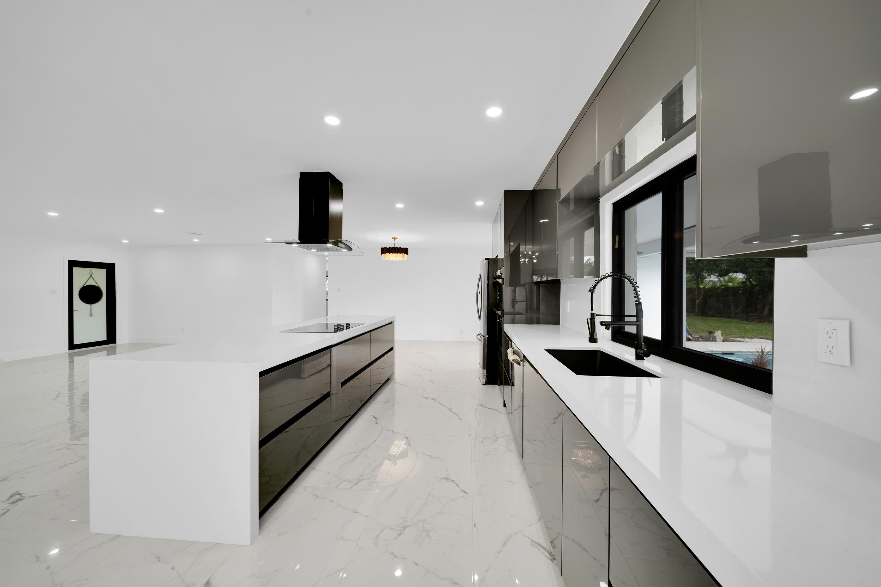 MIRROR LAKE ESTATES SEC 9 - Residential