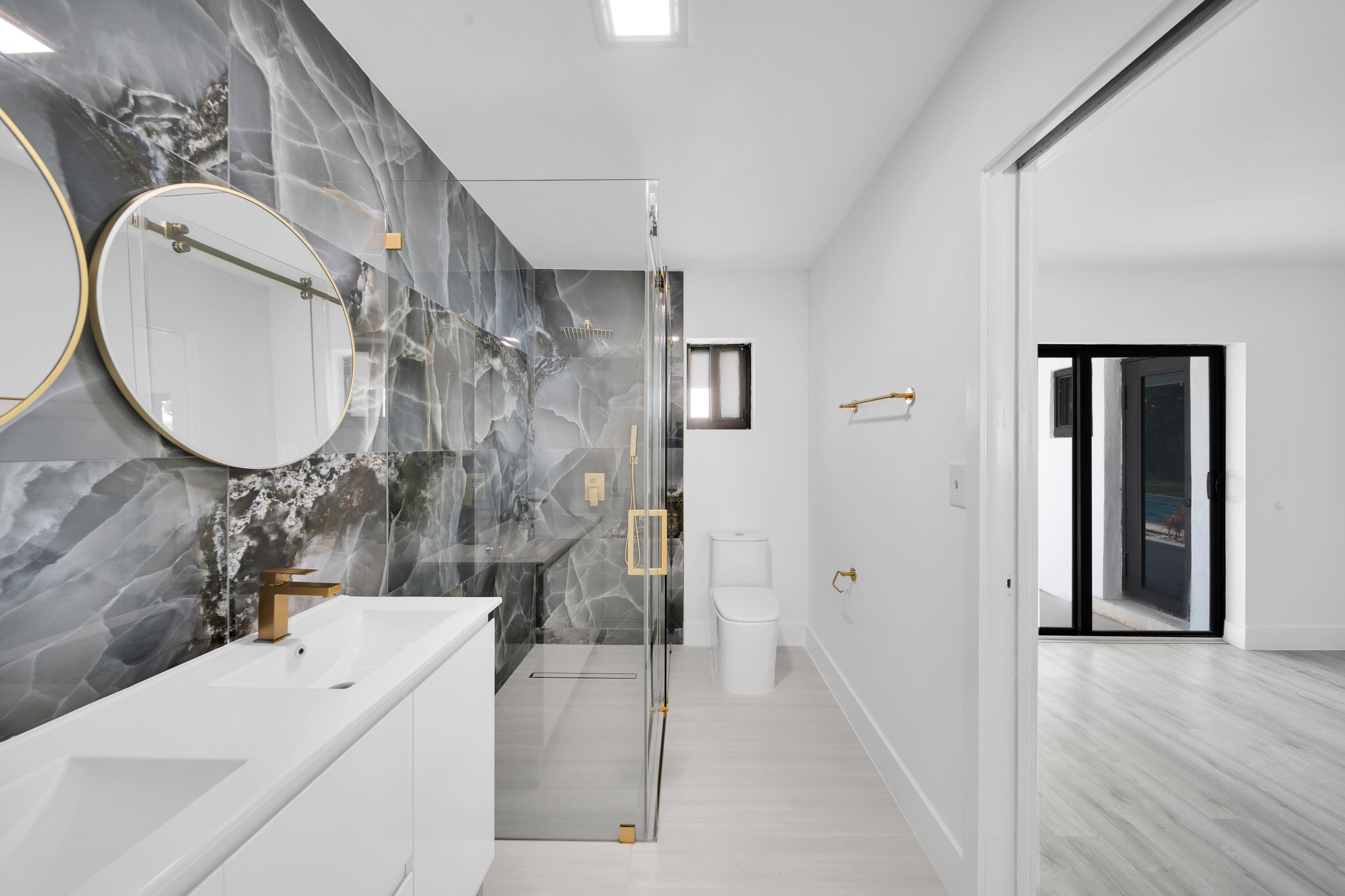 MIRROR LAKE ESTATES SEC 9 - Residential