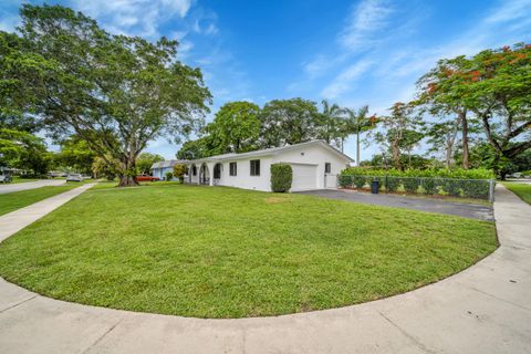 Tiny photo for 7301 NW 13th Court, Plantation, FL 33313 (MLS # B26014193)