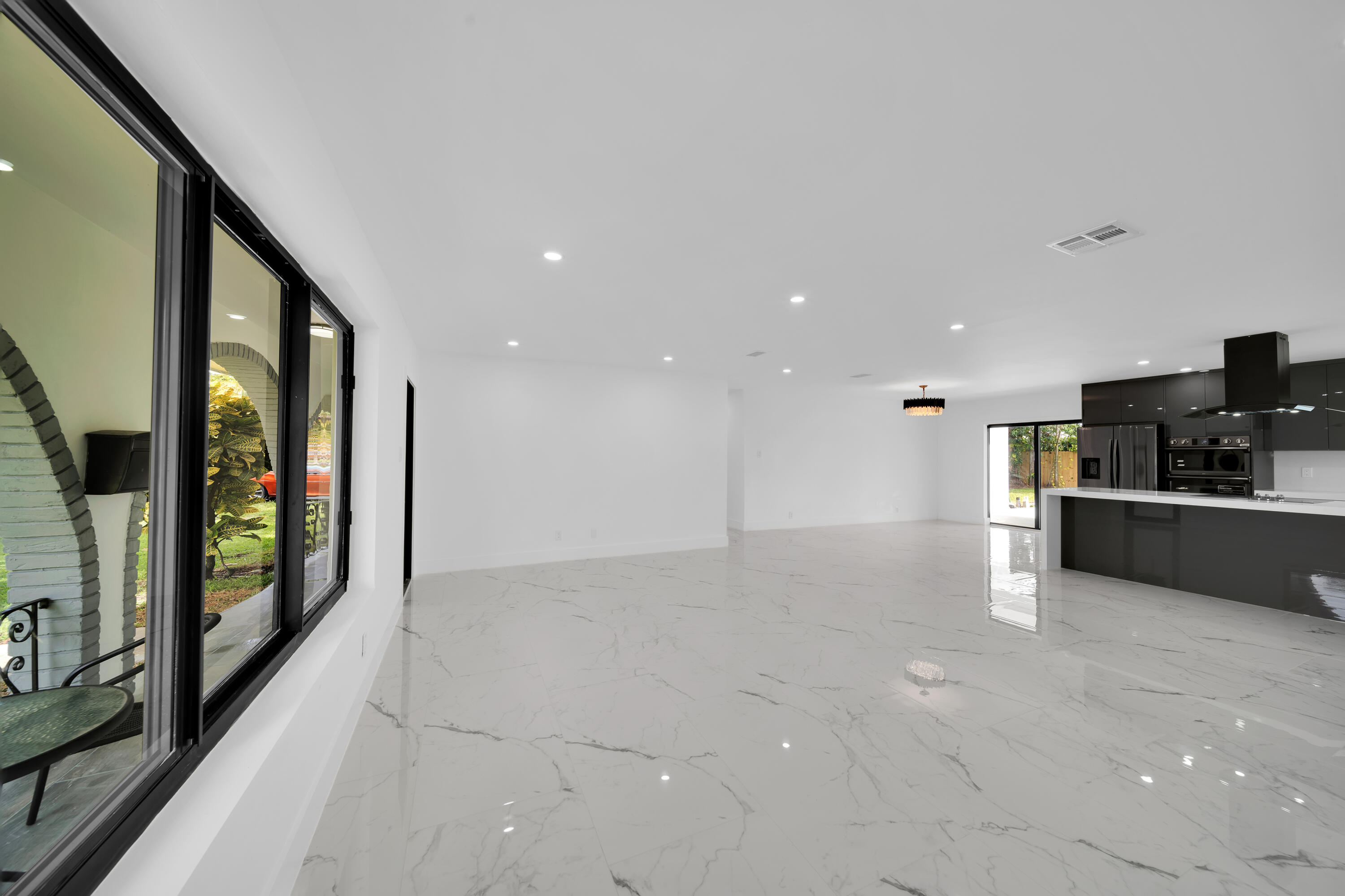 MIRROR LAKE ESTATES SEC 9 - Residential