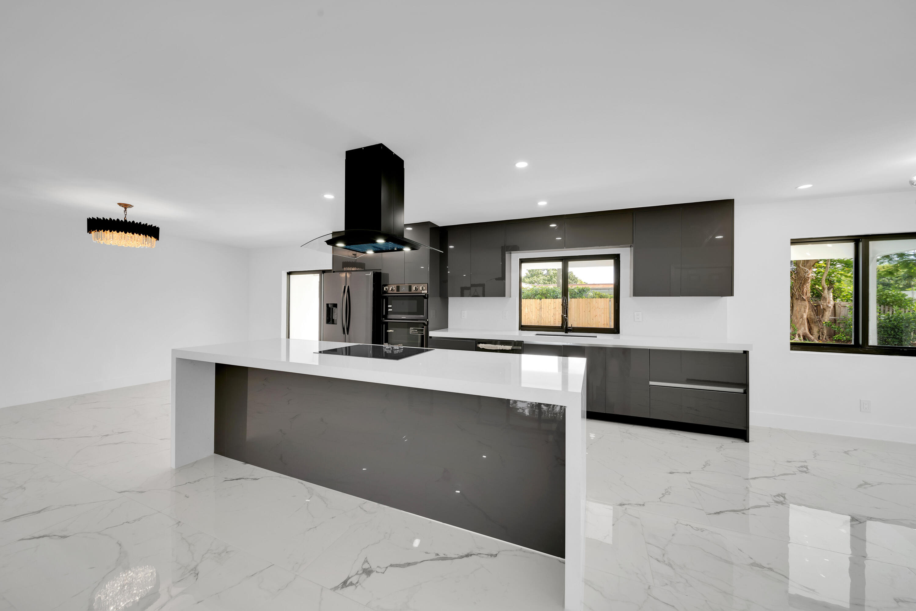 MIRROR LAKE ESTATES SEC 9 - Residential