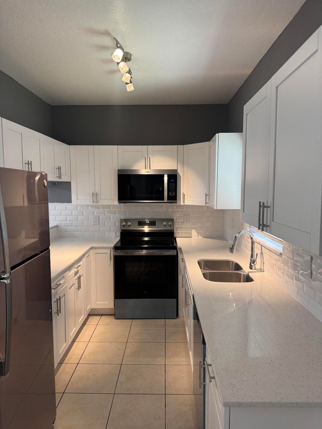 Photo of 1117 Colonial Palms Way, West Palm Beach, FL 33406 (MLS # B26077727)