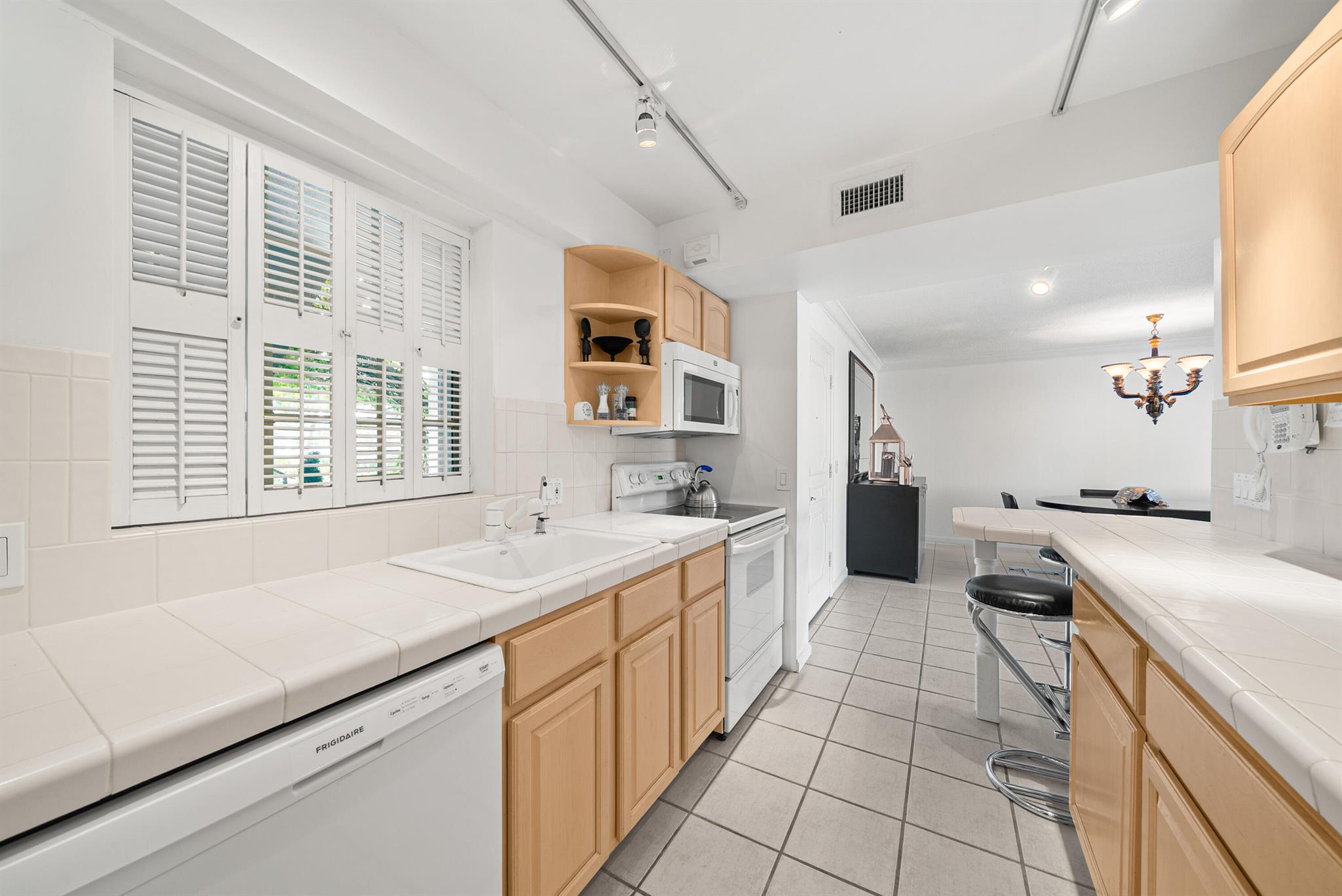 VILLA TAMBOUR IBIS ISLE C - Residential