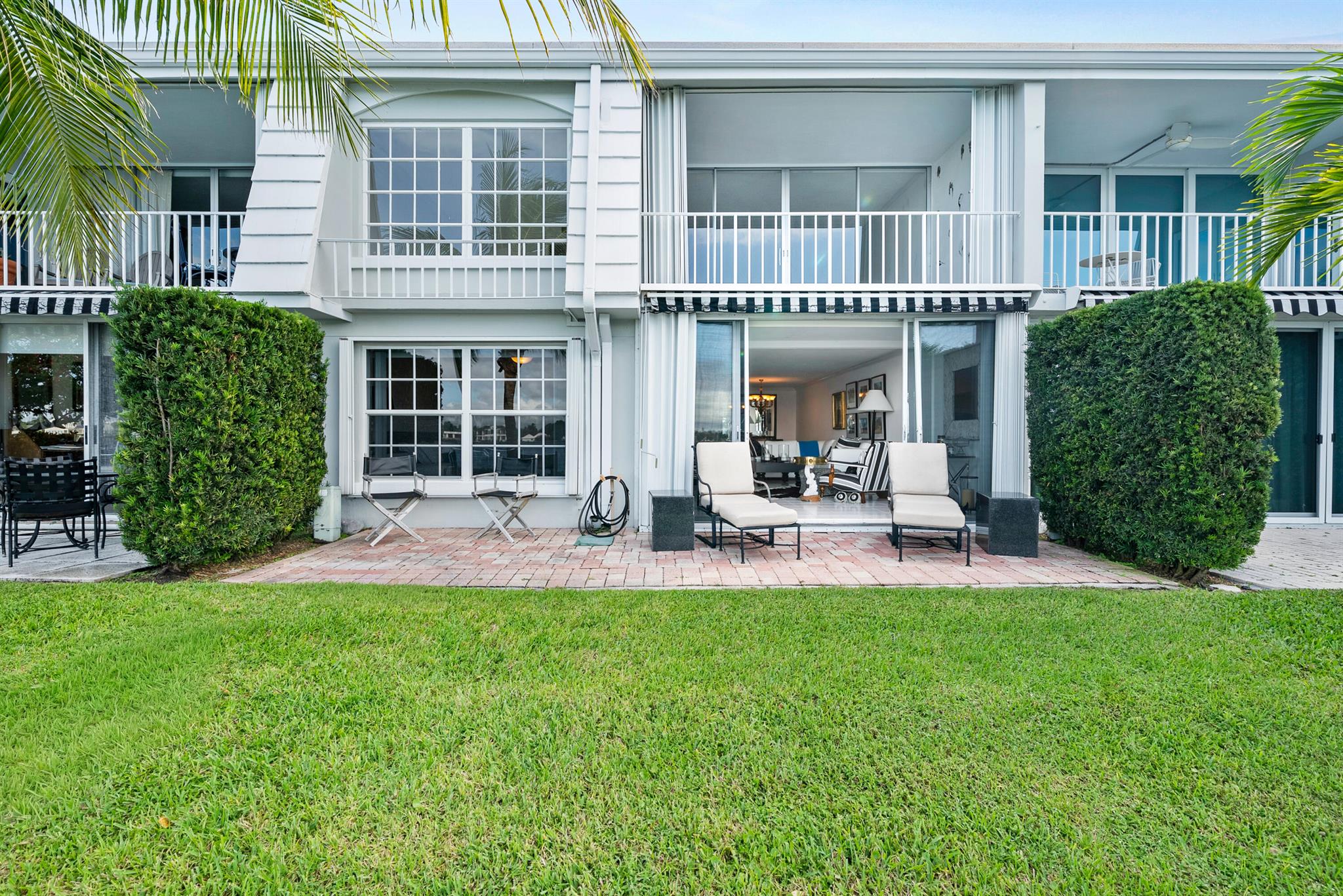 View photos, virtual tours, details... 2190 Ibis Isle Road 2