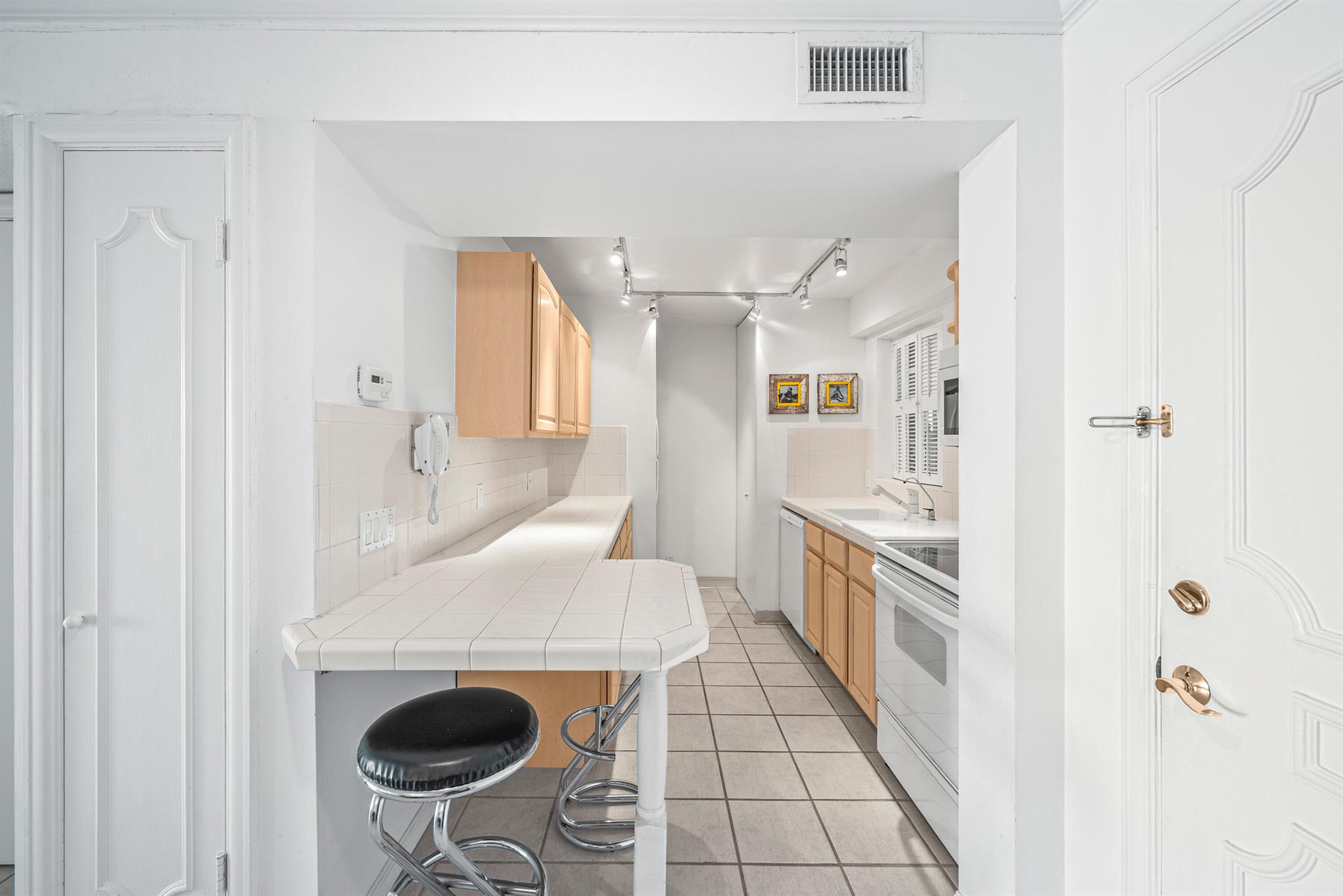 VILLA TAMBOUR IBIS ISLE C - Residential