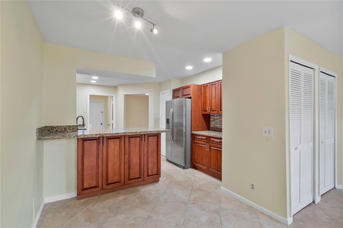 Cypress Glen Townhomes Condo - Residential Lease