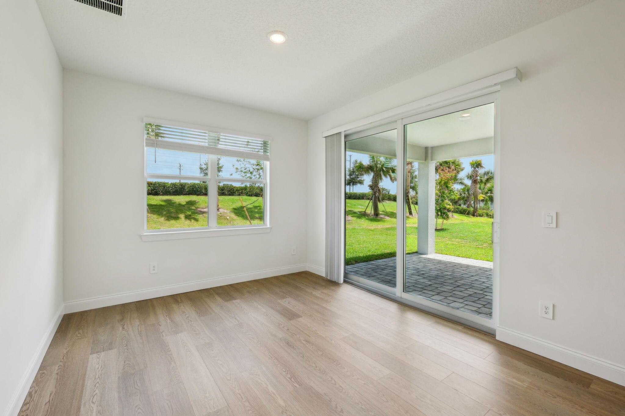 8696 Dahlia Circle