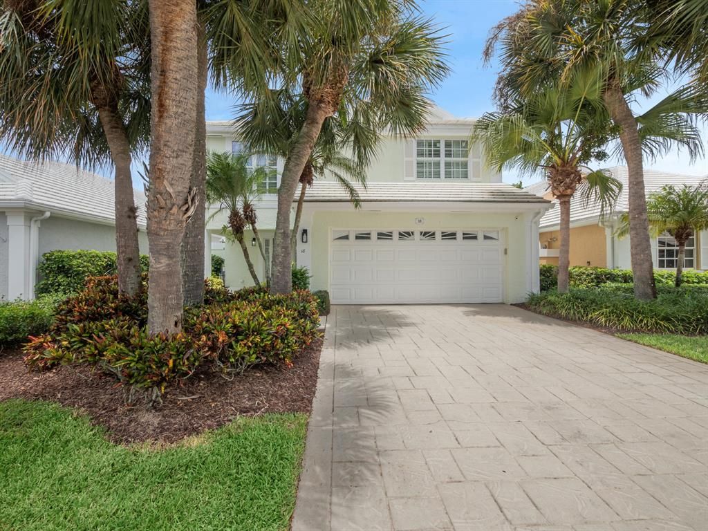 Photo of 18 Brighton Court, Palm Beach Gardens, FL 33418 (MLS # R10824438)