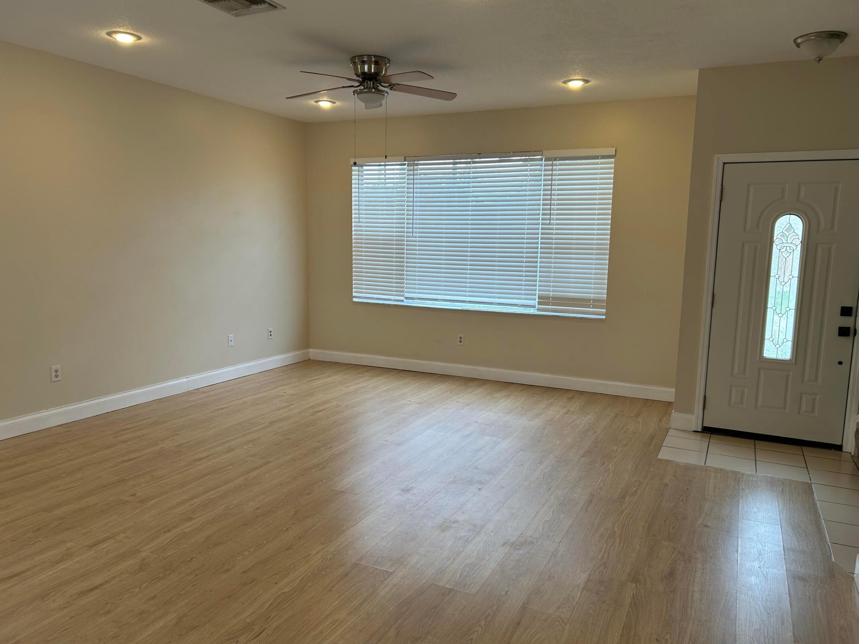 331 OAK CREST Terrace 331