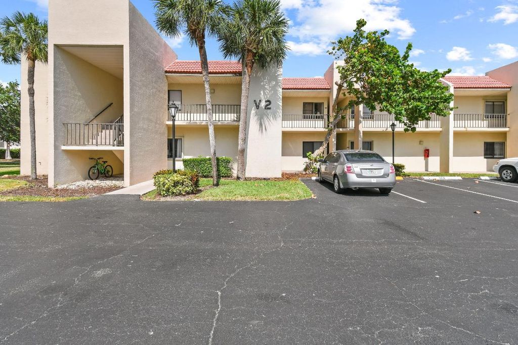 Photo of 1605 S Us Highway 1 #V2-205, Jupiter, FL 33477 (MLS # R10890809)