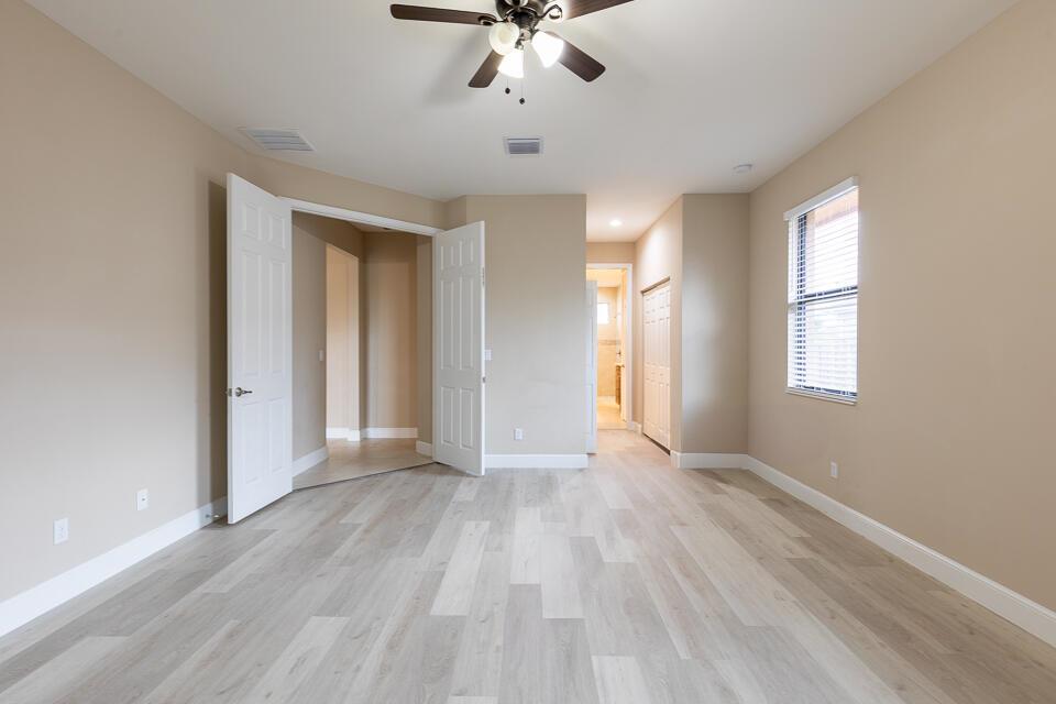 PORT ST LUCIE SECTION 33 - Residential