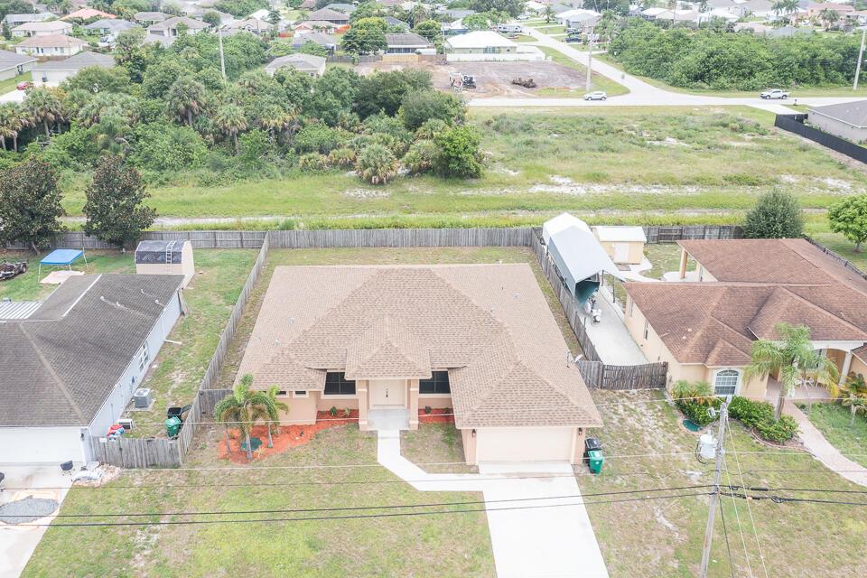 PORT ST LUCIE SECTION 33 - Residential