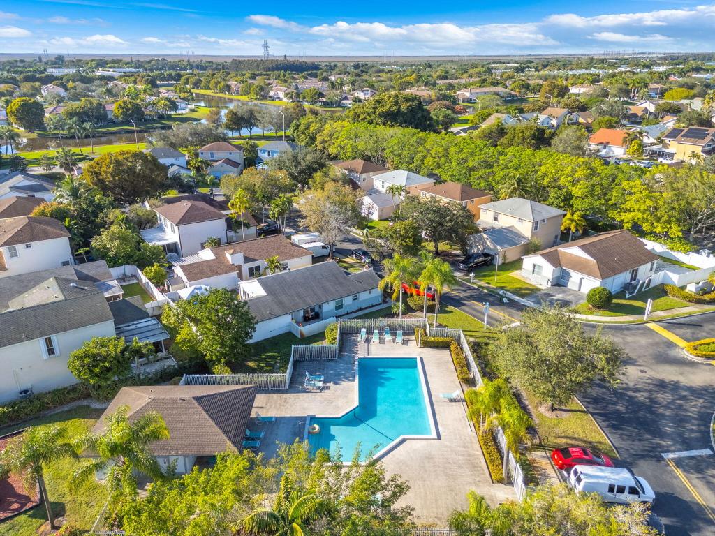 CHAPEL TRAIL REPLAT - Residential