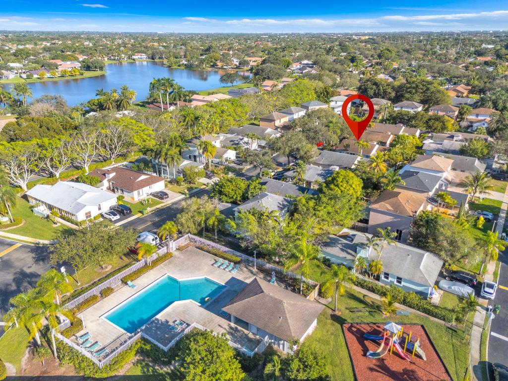 CHAPEL TRAIL REPLAT - Residential