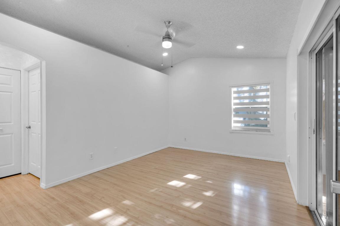 CHAPEL TRAIL REPLAT - Residential