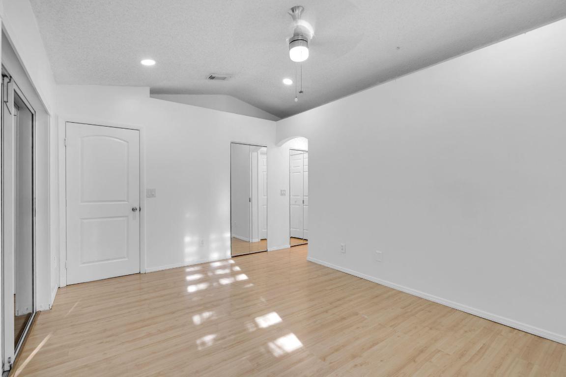 CHAPEL TRAIL REPLAT - Residential