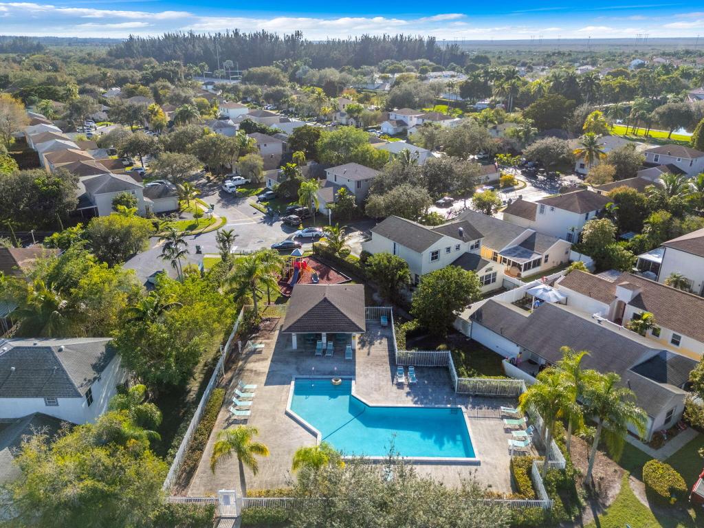 CHAPEL TRAIL REPLAT - Residential